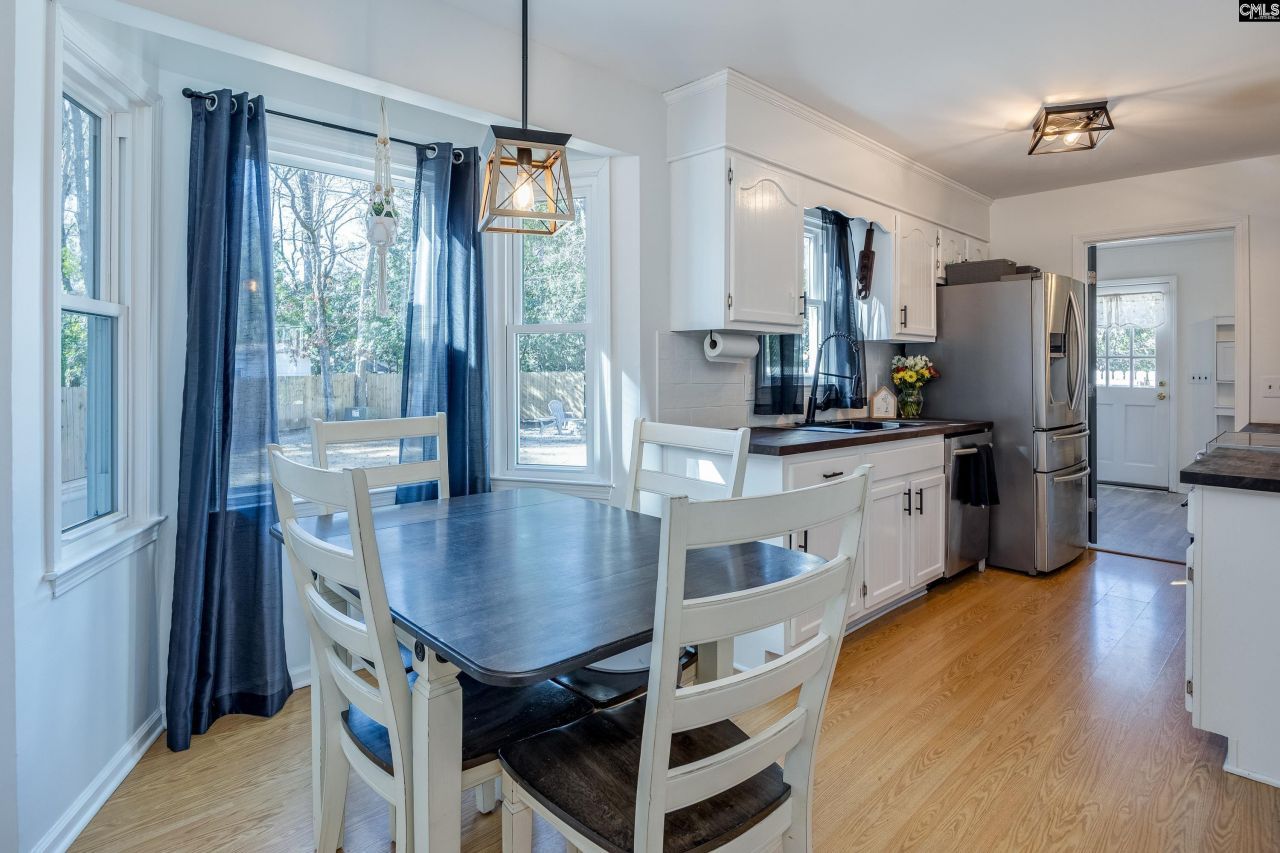 105 Queen Anne Court Photo 14