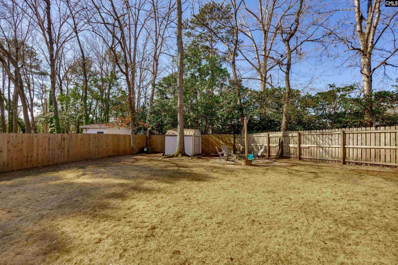 105 Queen Anne Court Photo 36