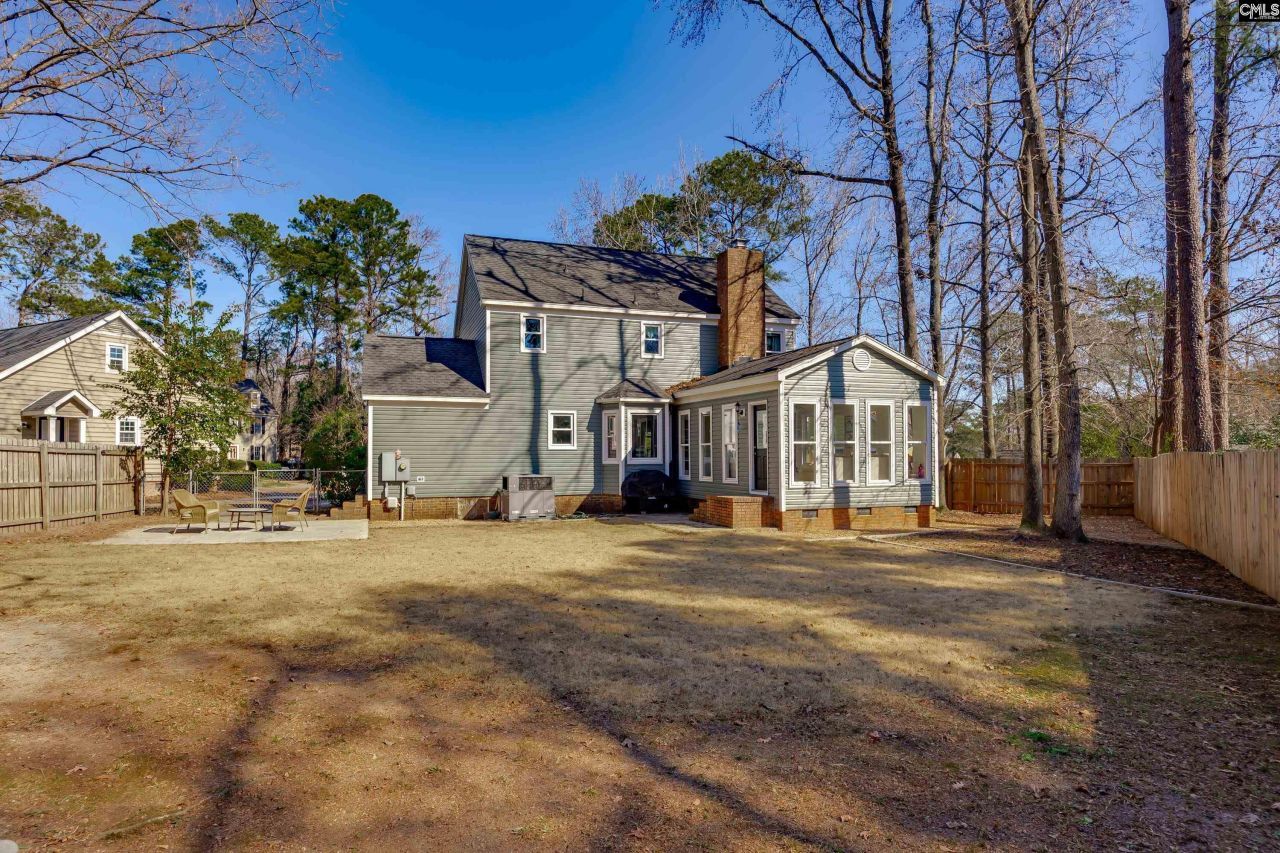 105 Queen Anne Court Photo 37