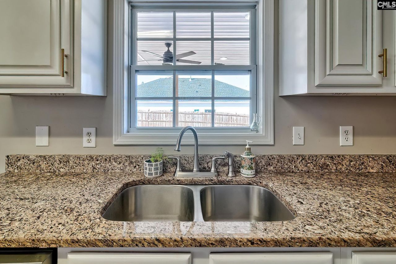 135 Emanuel Creek Drive  Photo 15