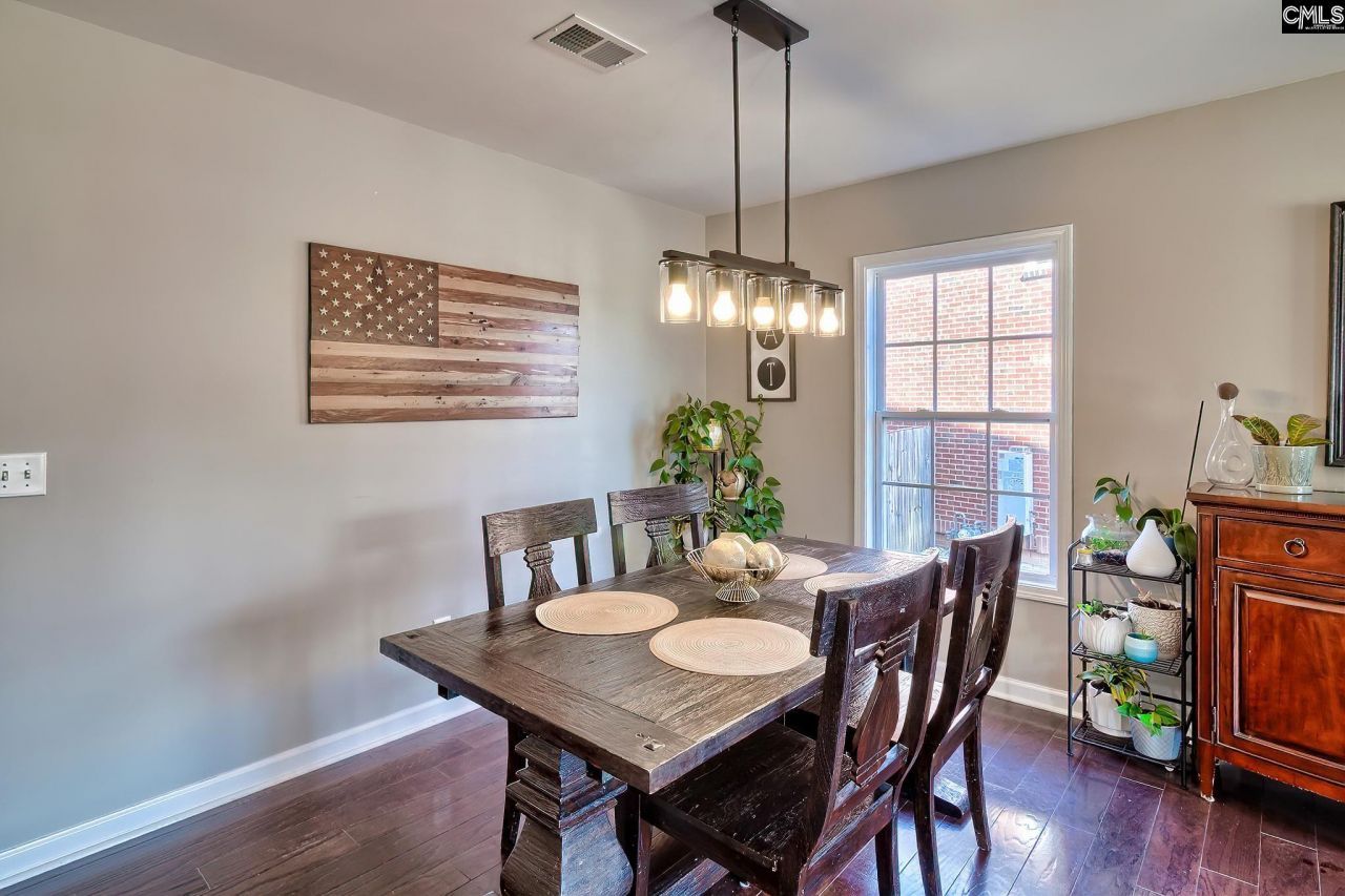 135 Emanuel Creek Drive  Photo 9