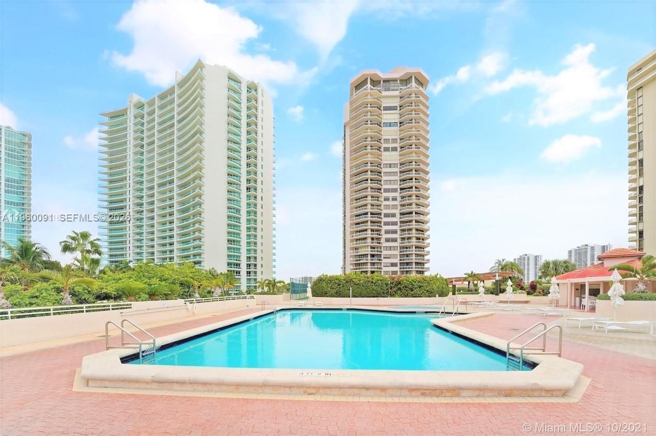 20185 E Country Club Dr , Unit 2505, Aventura, FL 33180 Photo