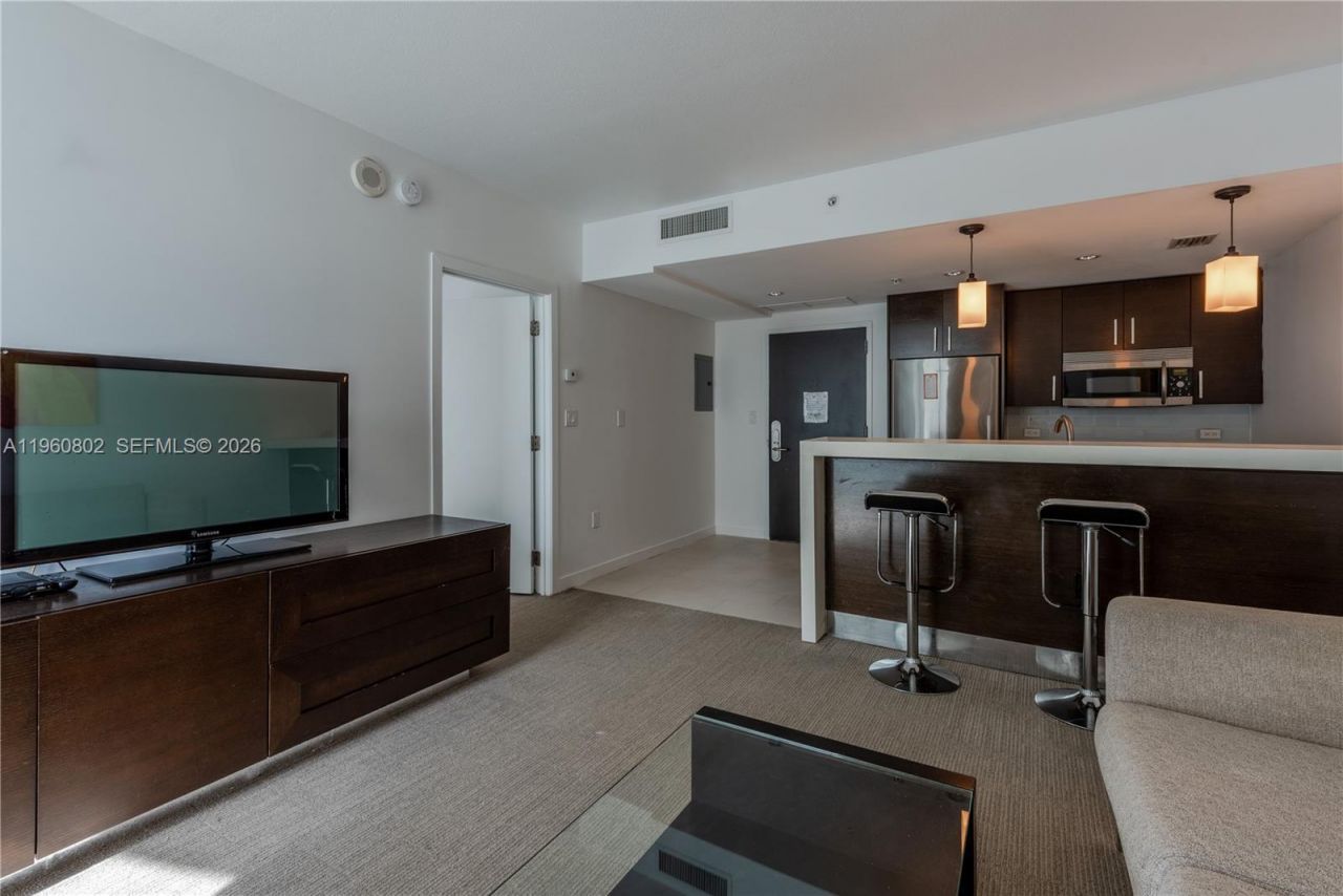 17315 Collins Ave, Unit 803, Sunny Isles Beach, FL 33160 Photo