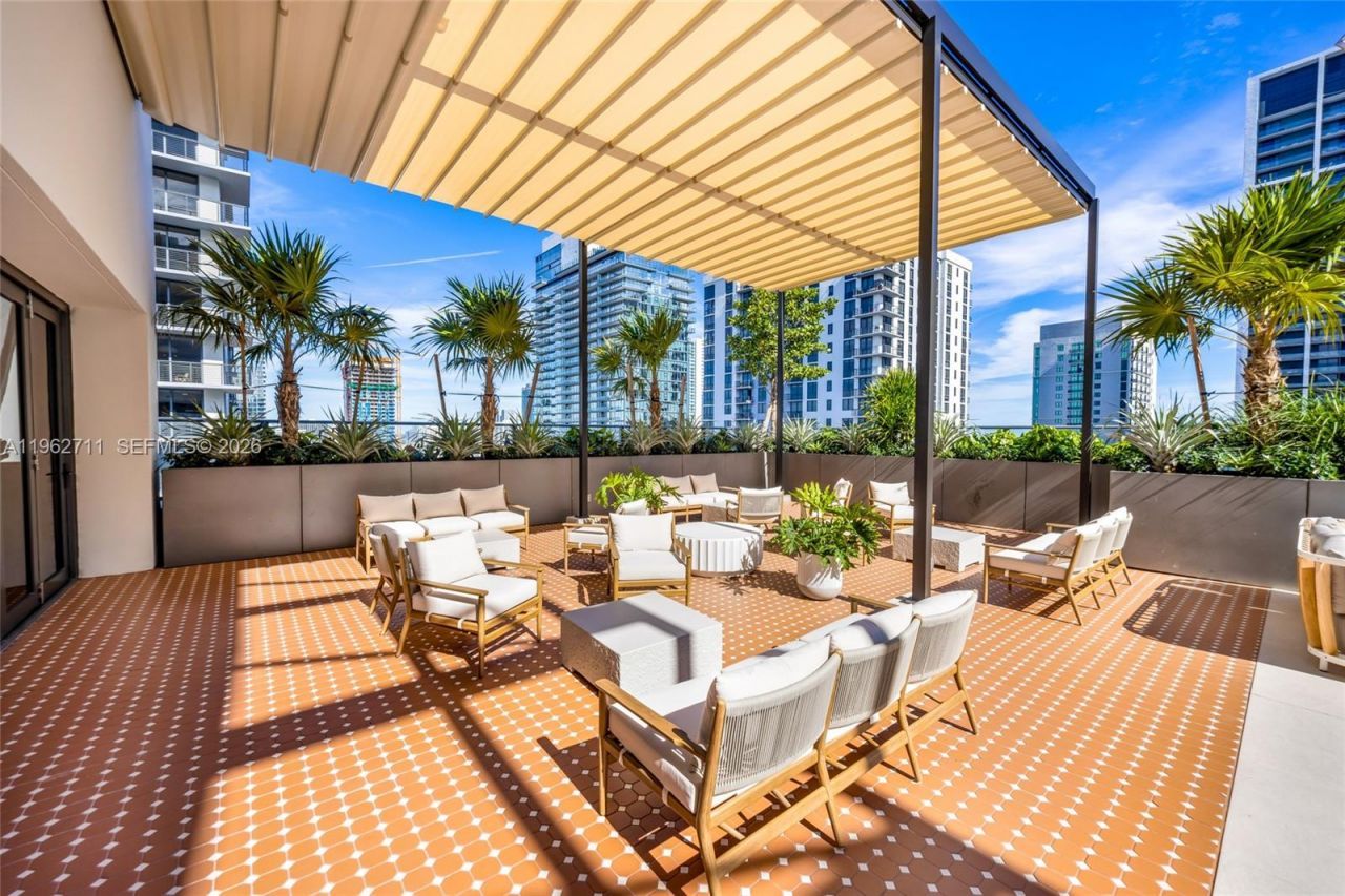 11 NE 6th St , Unit 1208, Miami, FL 33132 Photo