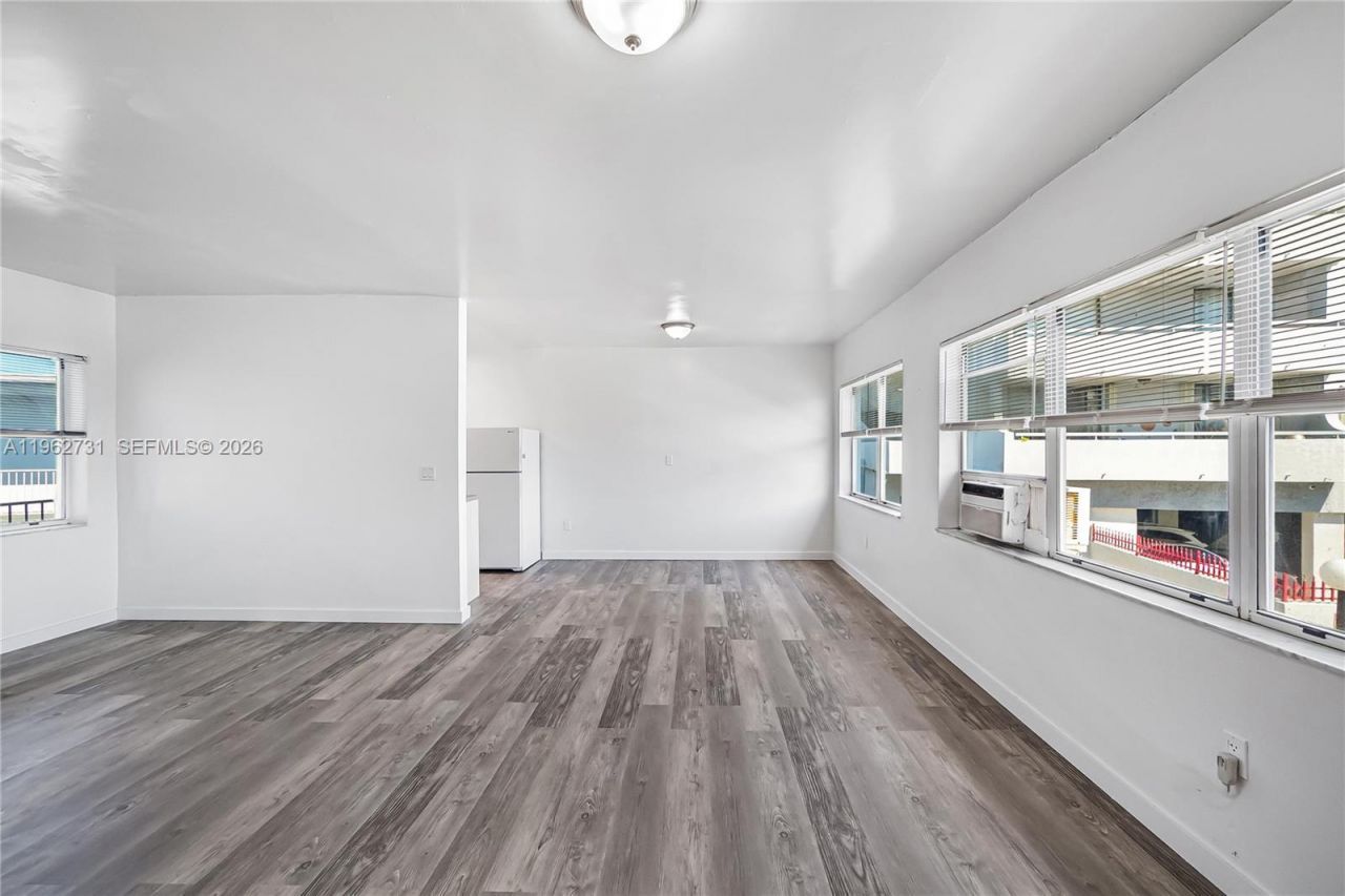 7271 Gary Ave , Unit 26, Miami Beach, FL 33141 Photo