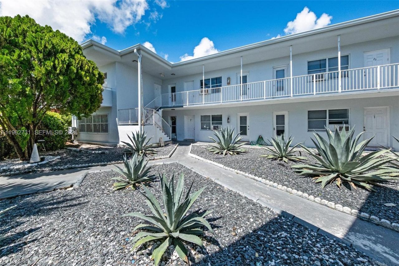 7271 Gary Ave , Unit 26, Miami Beach, FL 33141 Photo