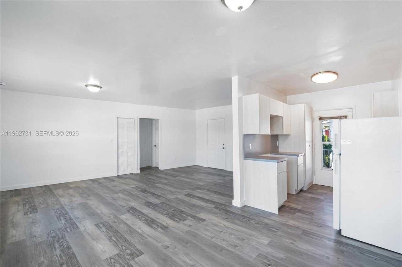 7271 Gary Ave , Unit 26, Miami Beach, FL 33141 Photo