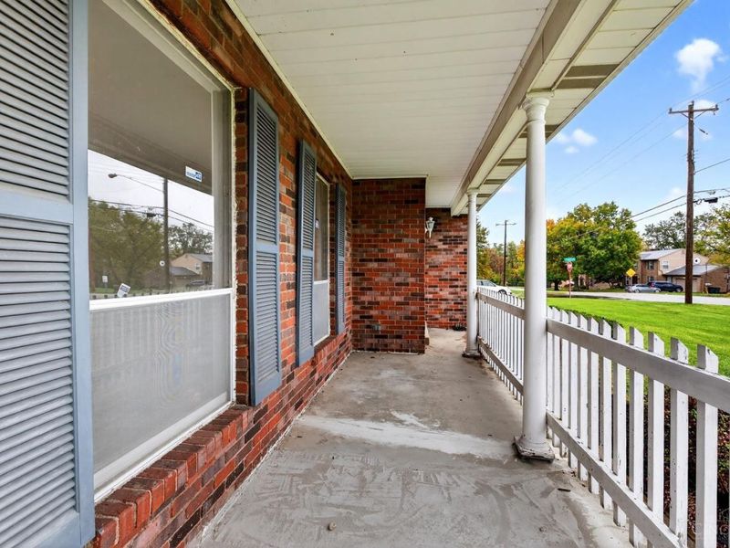 7988 Woodruff Road, Cincinnati, OH 45255 Photo 11