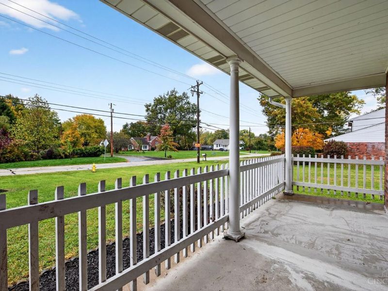 7988 Woodruff Road, Cincinnati, OH 45255 Photo 13