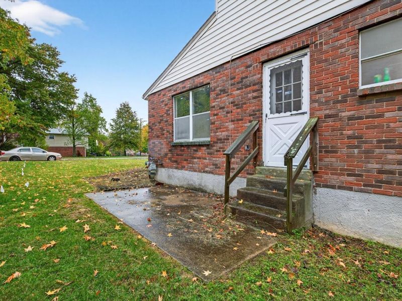 7988 Woodruff Road, Cincinnati, OH 45255 Photo 15