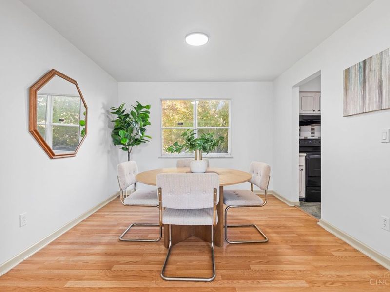 7988 Woodruff Road, Cincinnati, OH 45255 Photo 23