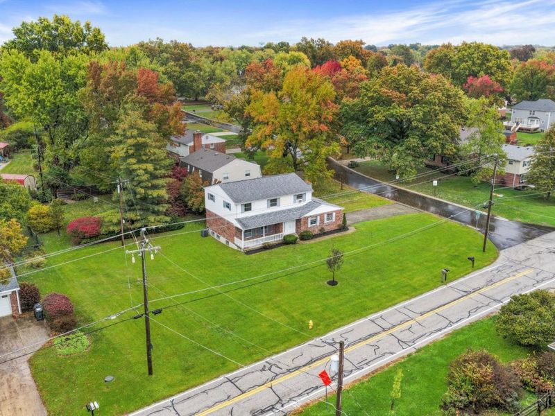 7988 Woodruff Road, Cincinnati, OH 45255 Photo 3