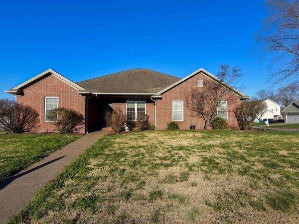 13800 Prairie Drive, Evansville, IN 47725