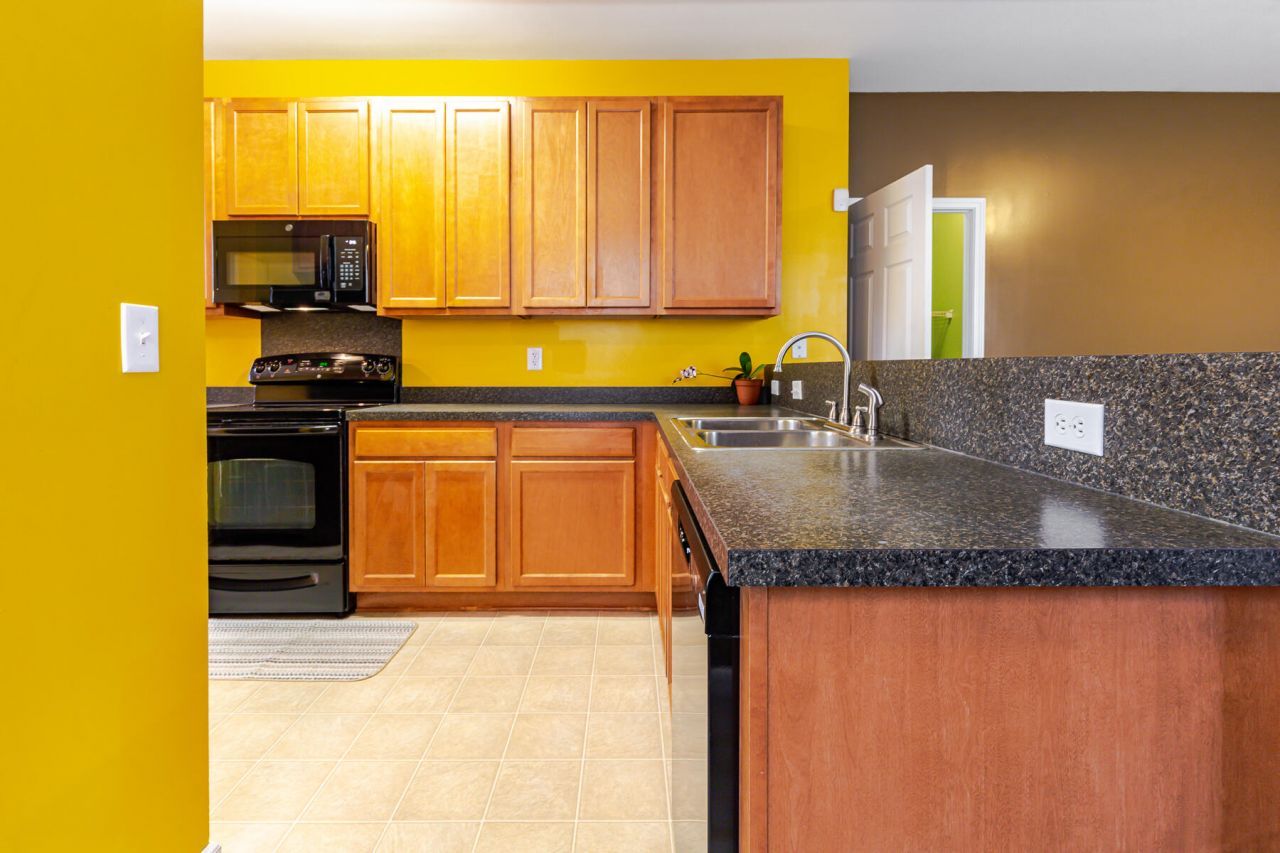 136 Diploma Drive Photo 15