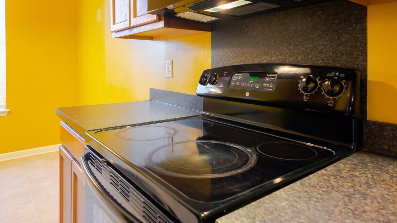 136 Diploma Drive Photo 25