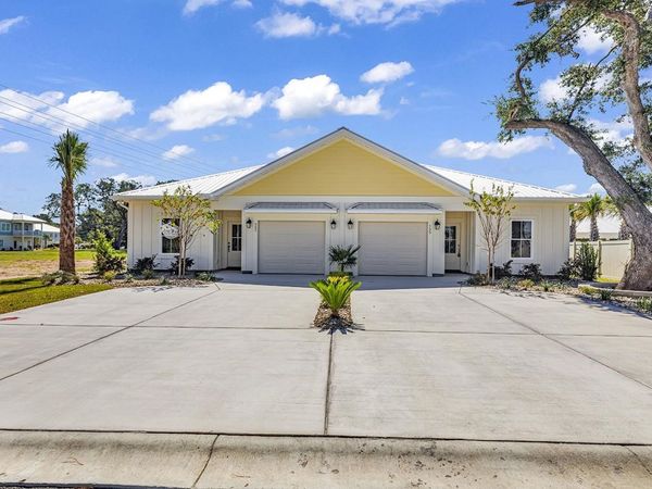 72 Hallandale Lane, Unit Right, Murrells Inlet, SC 29576