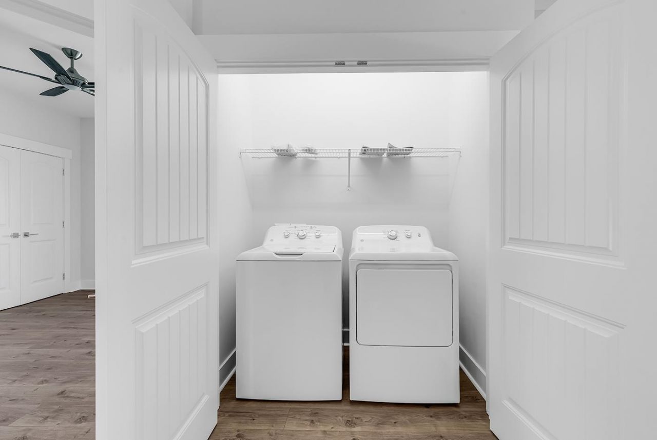 72 Hallandale Lane Photo 14