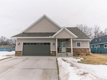 715 Jenks Avenue SW, Cokato, MN 55321