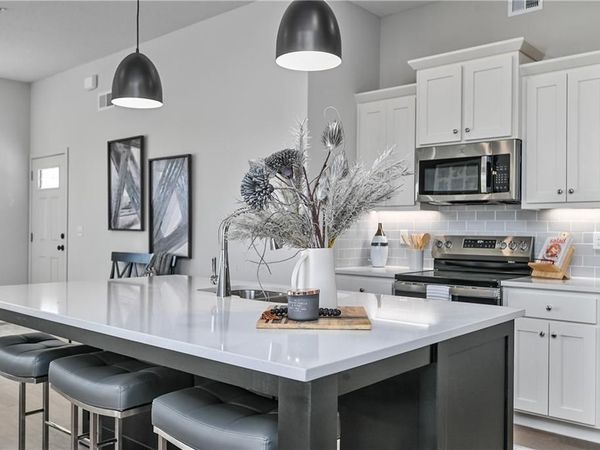 131 S Diane Drive, Olathe, KS 66061