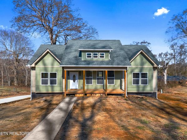 869 N Outer Drive, Morristown, TN 37814