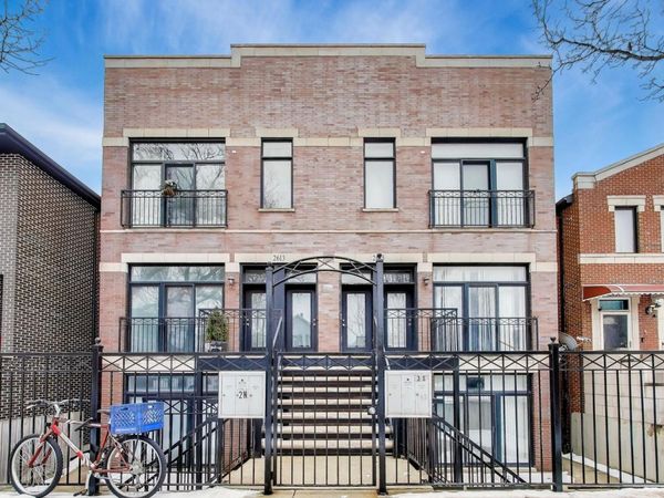 2615 S Lowe Avenue, Unit 1S, Chicago, IL 60616