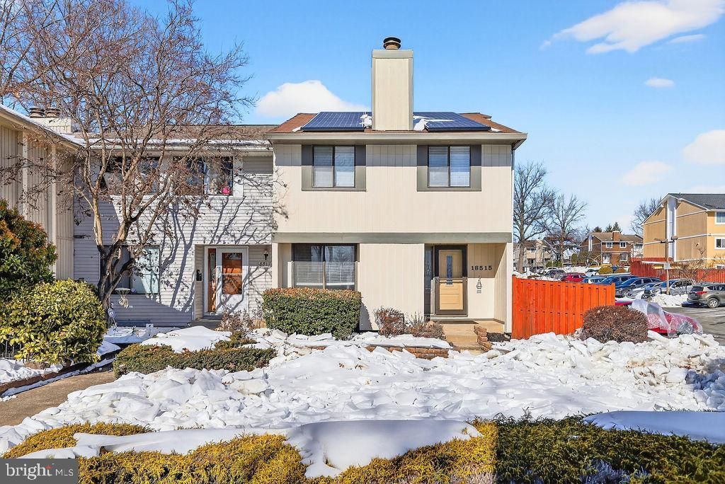 18515 Eagles Roost Drive, Germantown, MD 20874 Main Photo