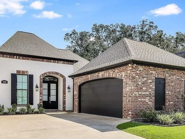 200 Eastwood Drive, Lafayette, LA 70508