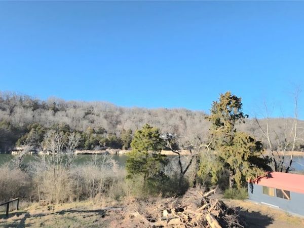 18448 Grove Drive, Springdale, AR 72764