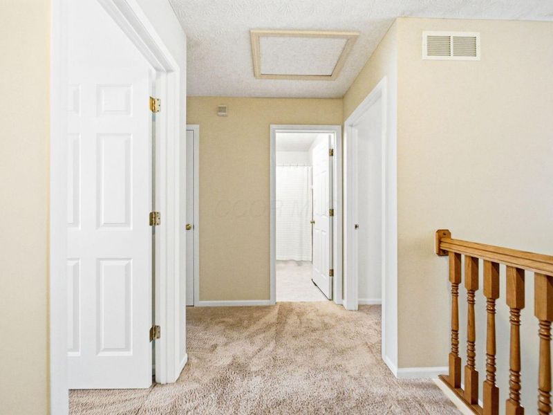 5451 Country Meadow Court, Westerville, OH 43082 Photo 32