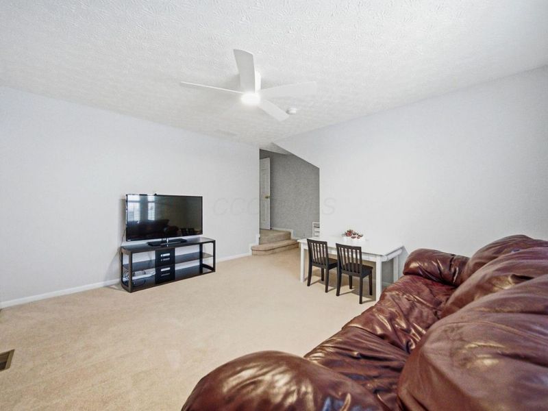 5451 Country Meadow Court, Westerville, OH 43082 Photo 36