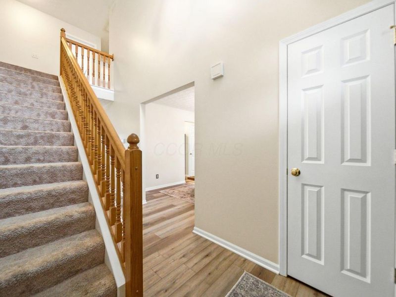 5451 Country Meadow Court, Westerville, OH 43082 Photo 6