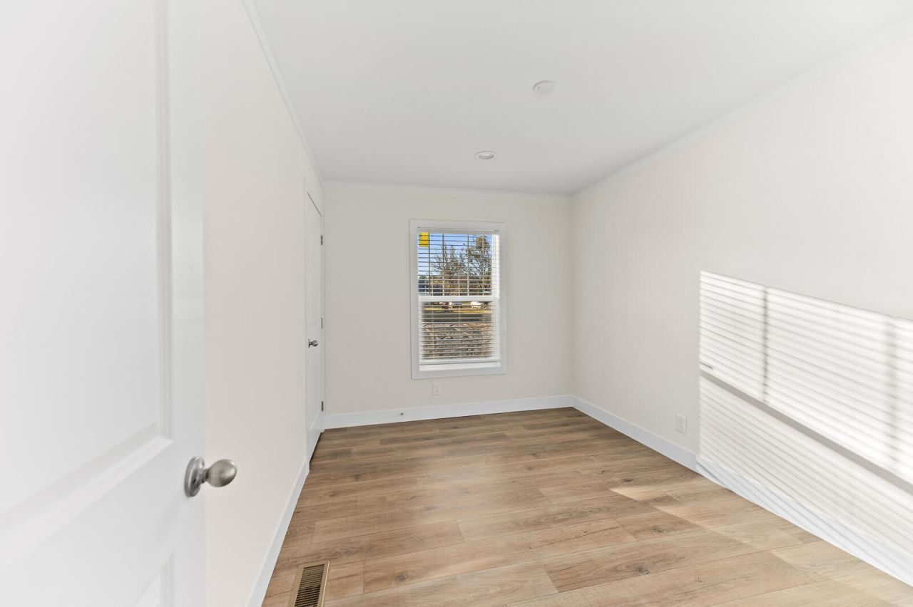 104 Gould Road Photo 18