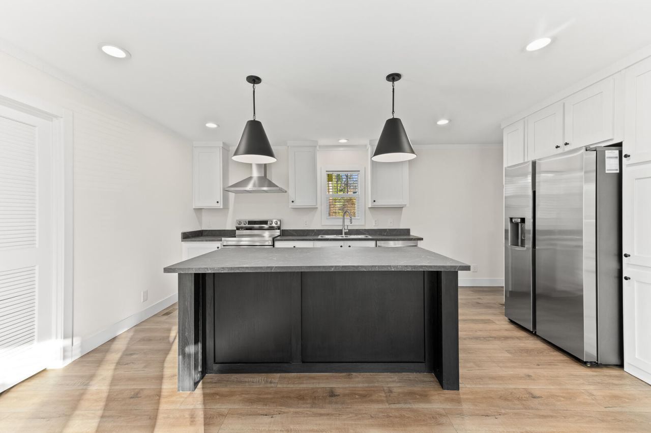 104 Gould Road Photo 6