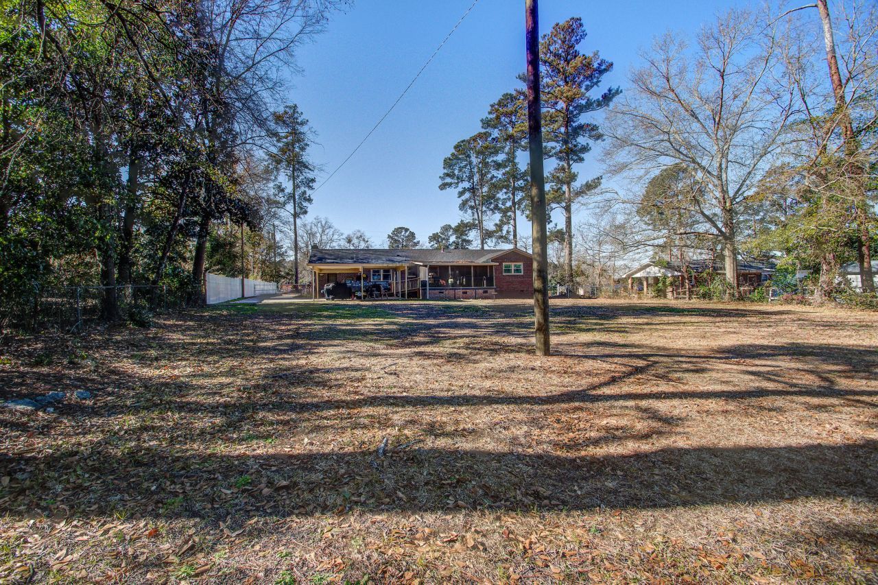 1330 Cleckley Boulevard Photo 29