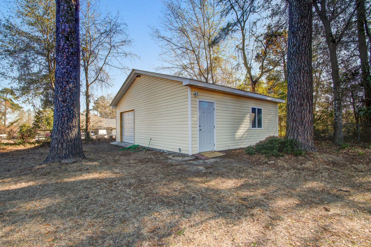 1330 Cleckley Boulevard Photo 30