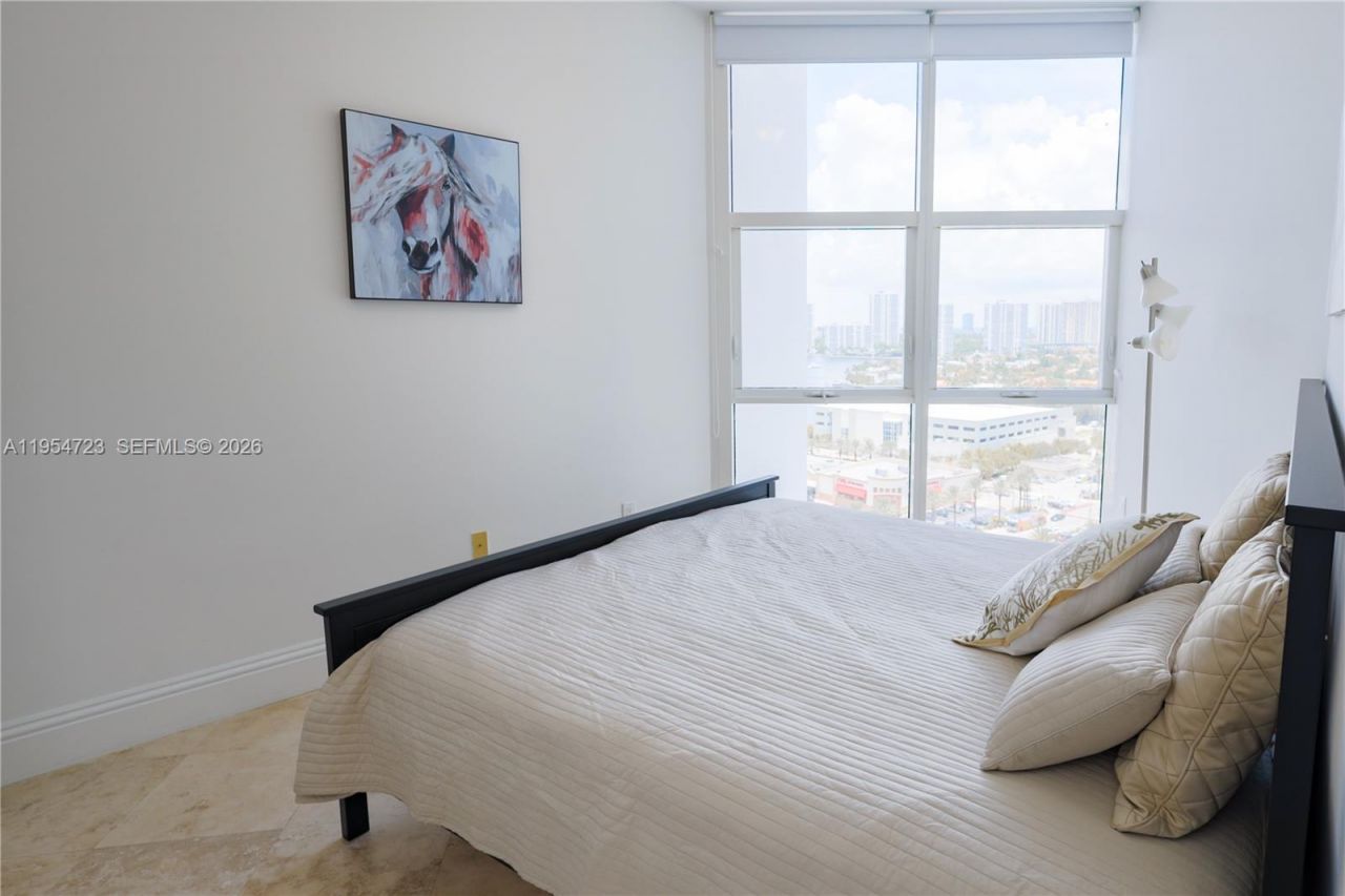 18101 Collins Ave , Unit 1703, Sunny Isles Beach, FL 33160 Photo