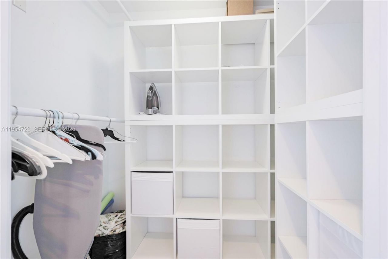 18101 Collins Ave , Unit 1703, Sunny Isles Beach, FL 33160 Photo