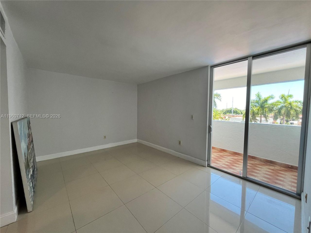 5050 NW 7th St, Unit 312, Miami, FL 33126 Photo