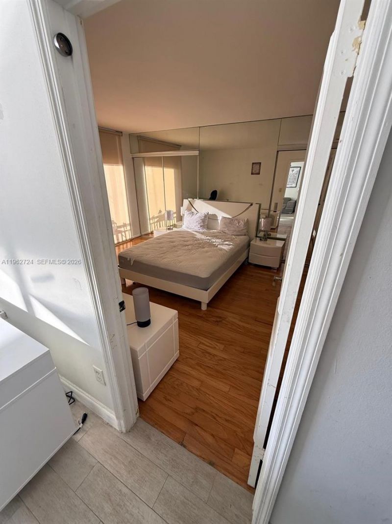 540 Brickell Key Dr , Unit 1505, Miami, FL 33131 Photo