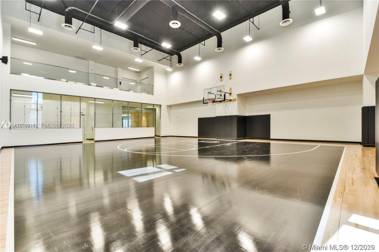 851 NE 1st Ave , Unit 3903, Miami, FL 33132 Photo