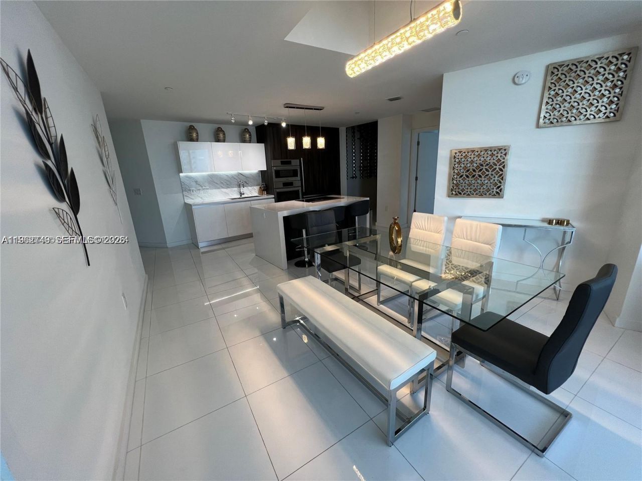 851 NE 1st Ave, Unit 3903, Miami, FL 33132 Photo