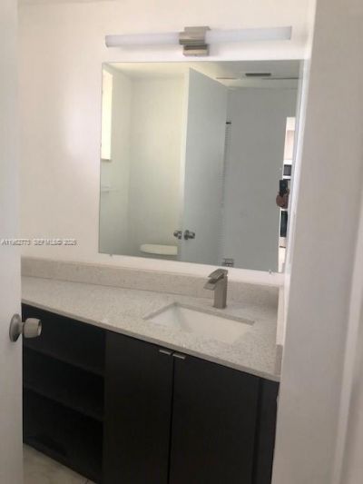 1201 NE 191st St, Unit G411, Miami, FL 33179 Photo