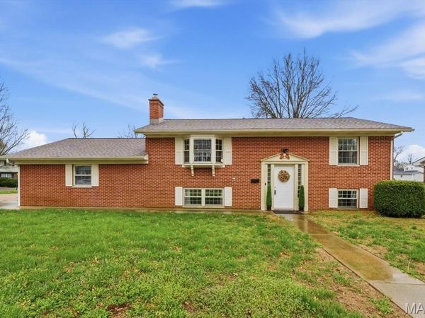 306 W Patterson Street, Mascoutah, IL 62258