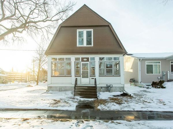 804 N 3rd Street N, Fargo, ND 58102