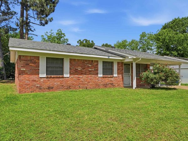 5813 La Mirado Drive, North Little Rock, AR 72118