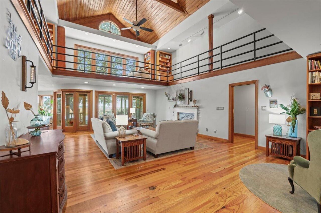 21 Cameroon Drive Photo 15