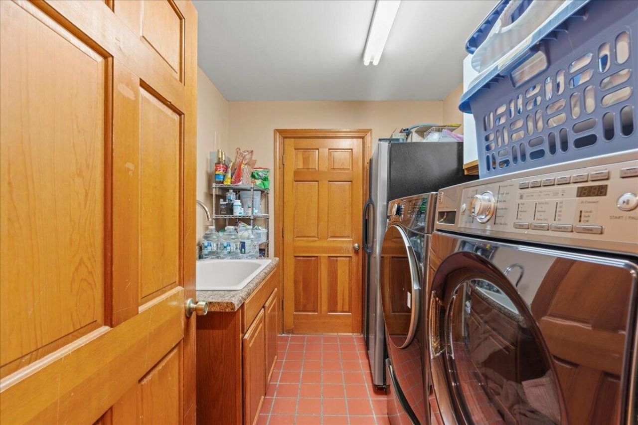 21 Cameroon Drive Photo 24