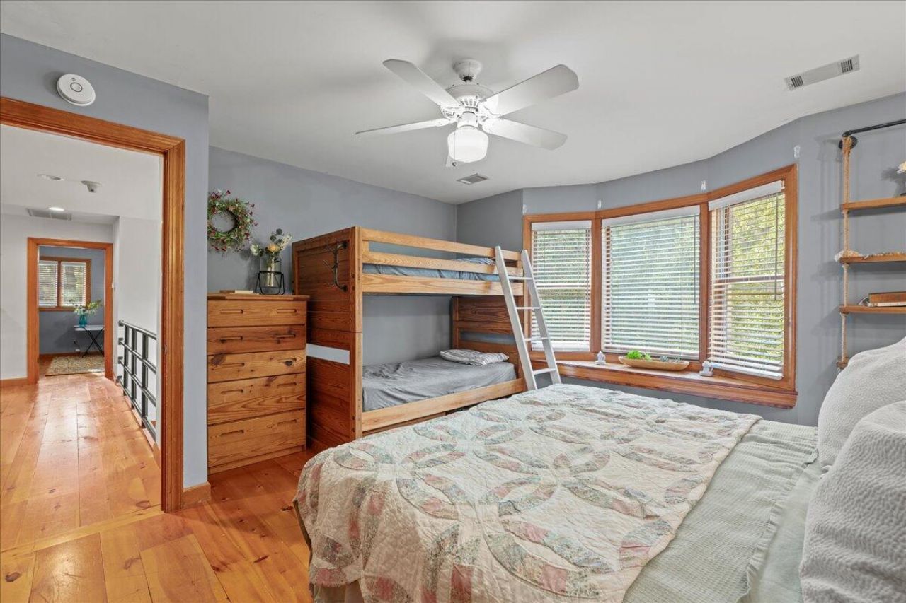 21 Cameroon Drive Photo 36