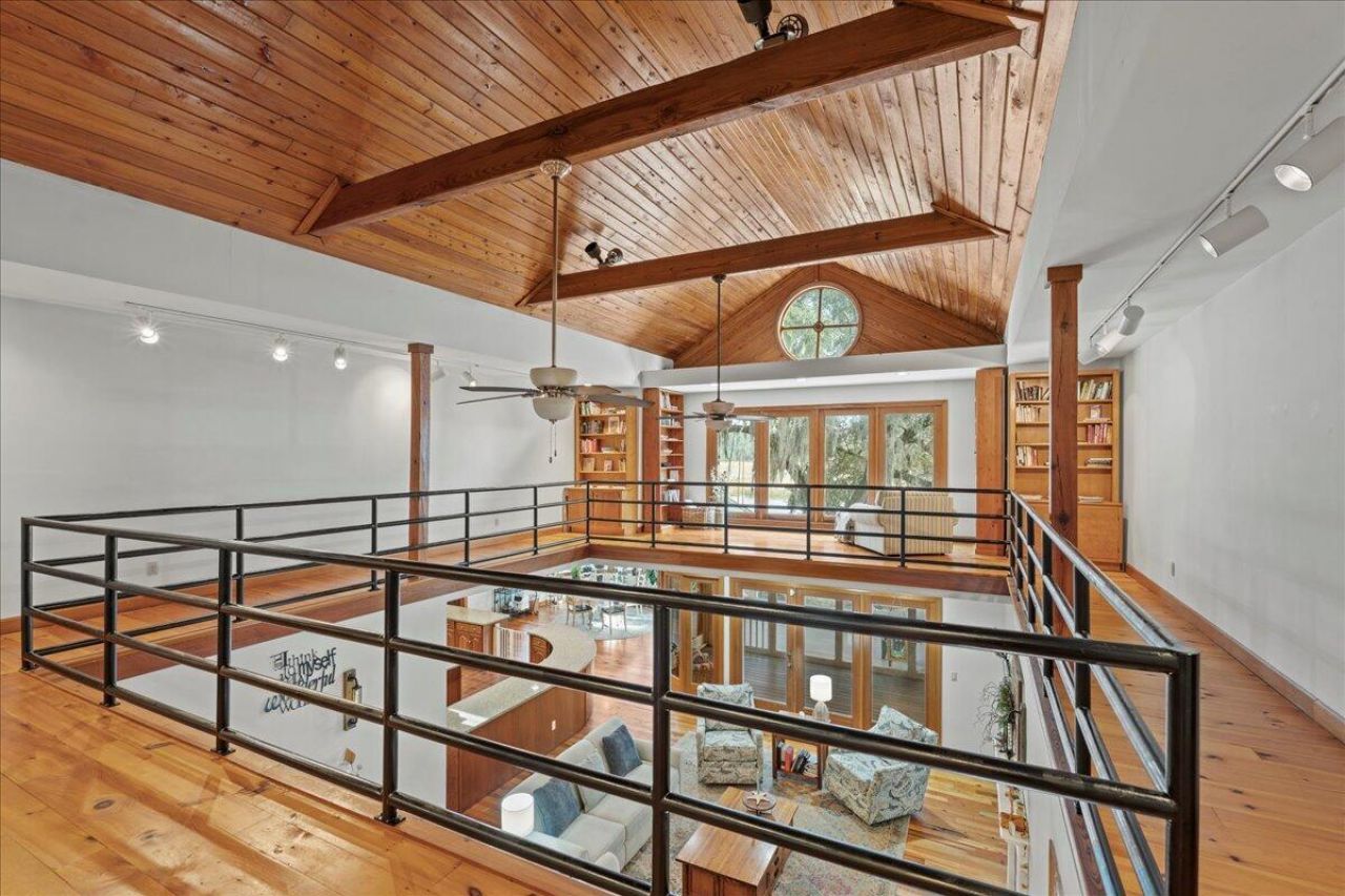 21 Cameroon Drive Photo 4