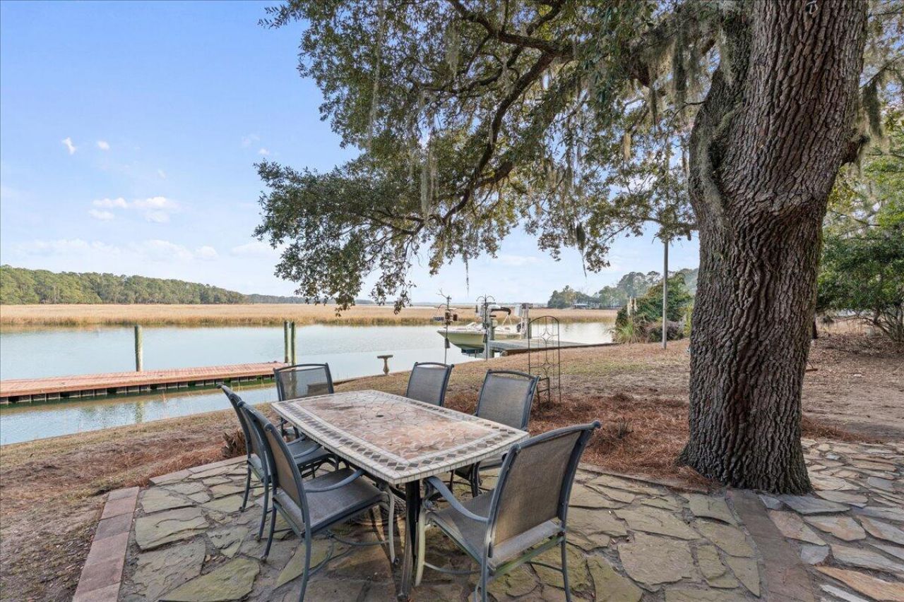 21 Cameroon Drive Photo 47